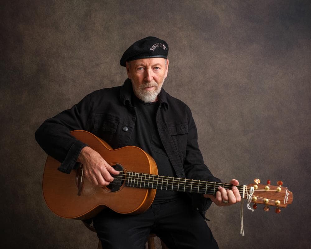 Post your questions for Richard Thompson