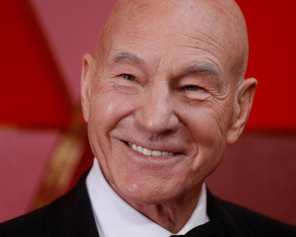 Patrick Stewart dies: Tributes pour in for British acting legend – latest updates