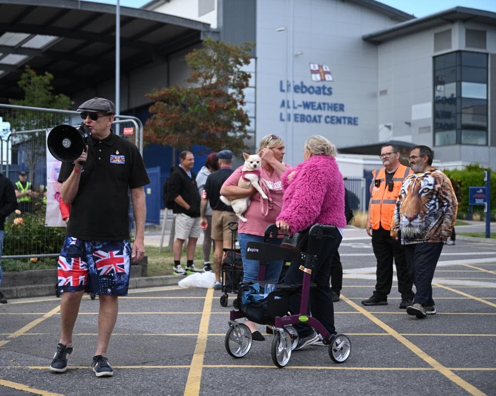 RNLI steps up security after attacks by far-right agitators over small boat rescues