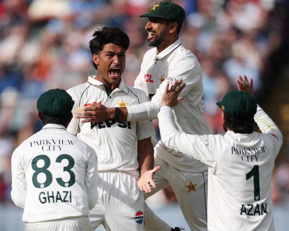 Razaullah offers Pakistan glimpse of audacity even as Babar embodies loss of hope